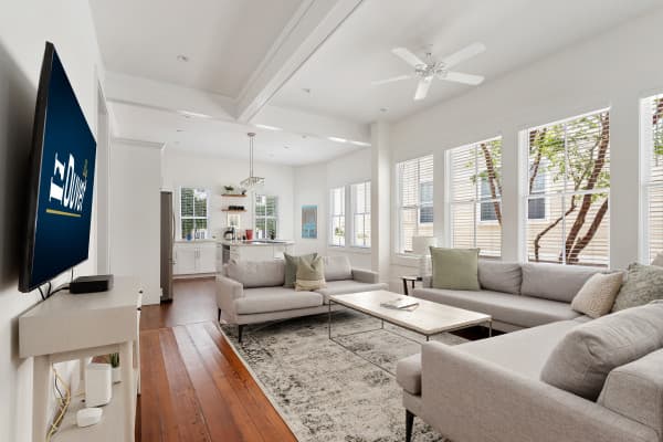 Apollo: Premier Sanctuary in Downtown Charleston